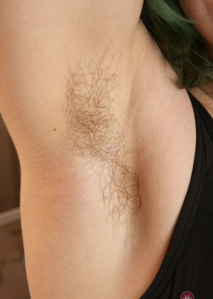 Aislynn from ATK Natural & Hairy
