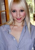 Brooke in behind the scenes, Brooke (bro030) ATK Petites: Brooke (Brooke in behind the scenes)
