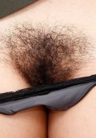 Nenetl Avril from ATK Natural & Hairy